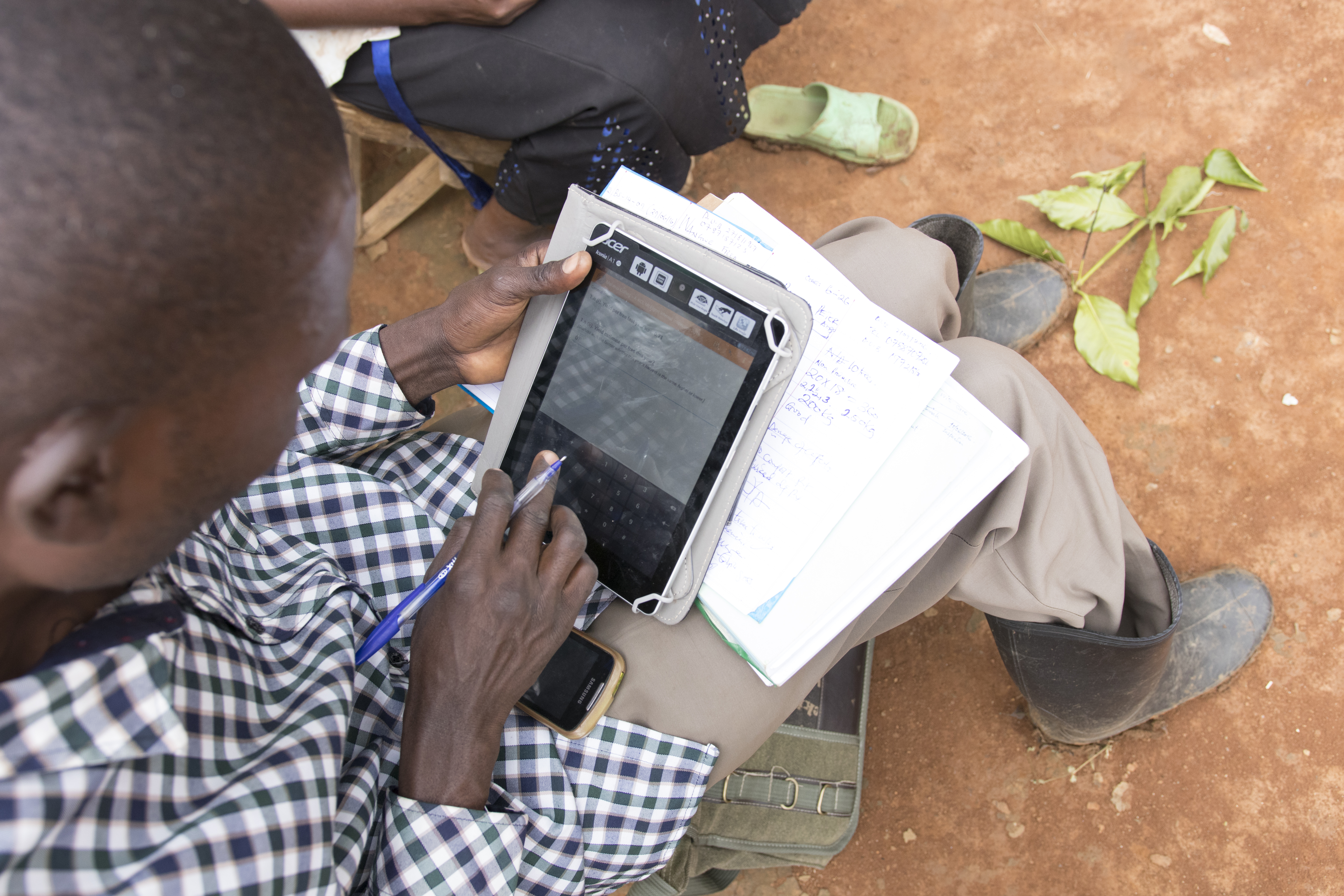 Data collection on coffee in Uganda © Giuseppe Cipriani for UTZ